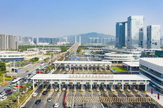 橫琴大橋海關監管作業場所。 圖源：新華社